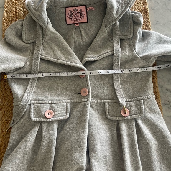 Juicy Couture coat with pink buttons - Picture 6 of 10